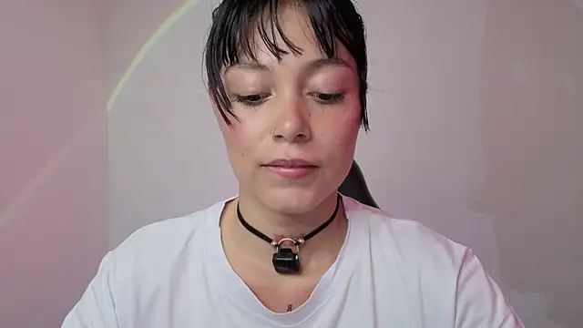 Snapshot of Qadeshoficial chatting on 03/26/26, 08:03 Qadeshoficial online show from 03/26/26, 08:03