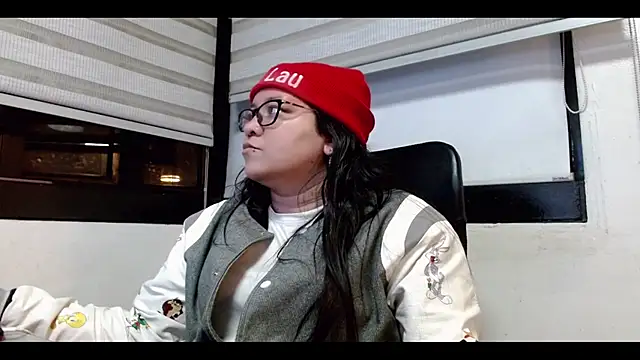 Snapshot of Xander_Taylor_ chatting on 10/25/25, 04:20 Xander Taylor  online show from 10/25/25, 04:20