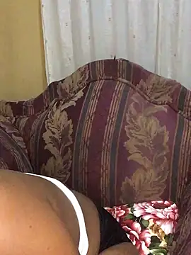 Snapshot of BarbioTheEmpressXxxxx chatting on 01/14/26, 08:47 BarbioTheEmpressXxxxx online show from 01/14/26, 08:47