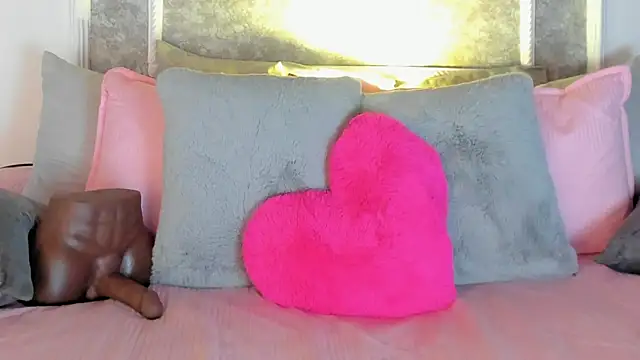  victoriaa  lois online show from 10/23/25, 08:07