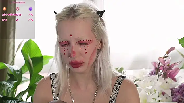 RanyThomson online show from 10/17/25, 07:55