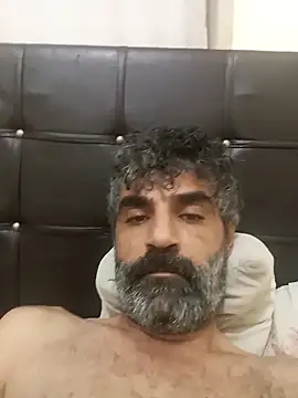 Snapshot of AliTaner07 chatting on 10/02/25, 10:50 AliTaner07 online show from 10/02/25, 10:50