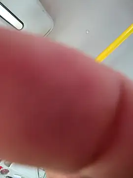 shannon kinne  online show from 10/23/25, 01:32