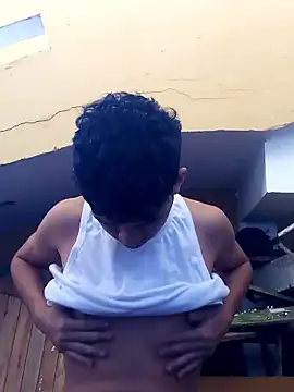 Snapshot of Mrdante23 chatting on 10/04/25, 07:01 Mrdante23 online show from 10/04/25, 07:01