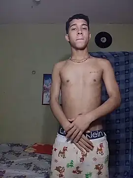 Snapshot of Mrdante23 chatting on 10/17/25, 12:36 Mrdante23 online show from 10/17/25, 12:36