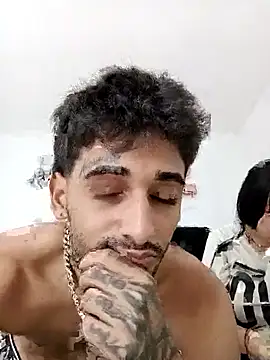 Snapshot of sombralovers chatting on 04/02/26, 02:53 sombralovers online show from 04/02/26, 02:53