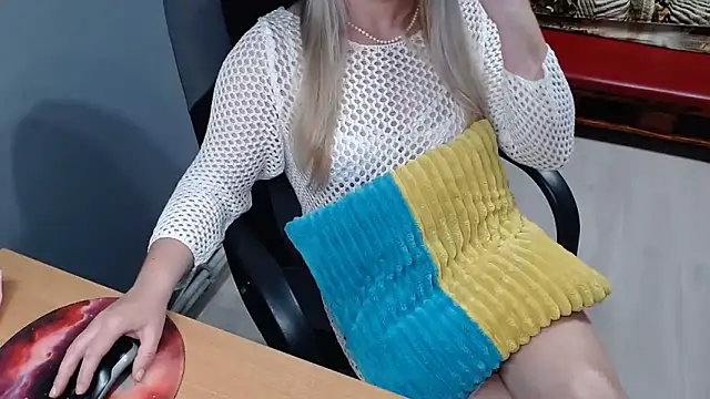 Snapshot of Ledi_Catherin chatting on 05/01/26, 08:13 Ledi Catherin online show from 05/01/26, 08:13