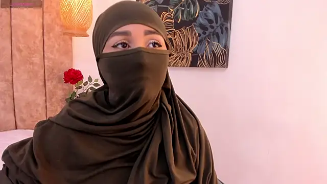  alishaa c online show from 12/04/25, 03:16