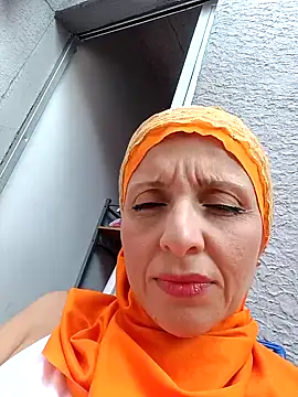 Snapshot of Aafsha_ chatting on 02/27/26, 07:25 Aafsha online show from 02/27/26, 07:25