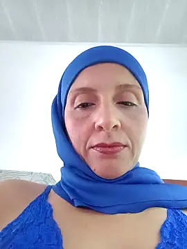 Snapshot of Aafsha_ chatting on 04/23/26, 09:06 Aafsha online show from 04/23/26, 09:06