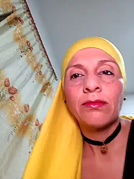 Snapshot of Aafsha_ chatting on 05/04/26, 04:58 Aafsha online show from 05/04/26, 04:58