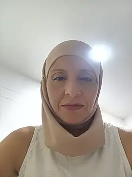 Snapshot of Aafsha_ chatting on 06/01/26, 01:35 Aafsha online show from 06/01/26, 01:35