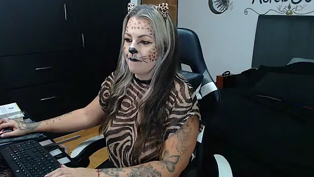 Snapshot of perlagoloza05 chatting on 11/01/25, 01:07 perlagoloza05 online show from 11/01/25, 01:07