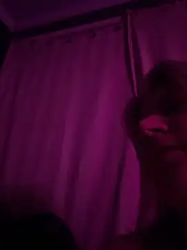 Snapshot of thejigglejoint chatting on 03/22/26, 06:50 thejigglejoint online show from 03/22/26, 06:50