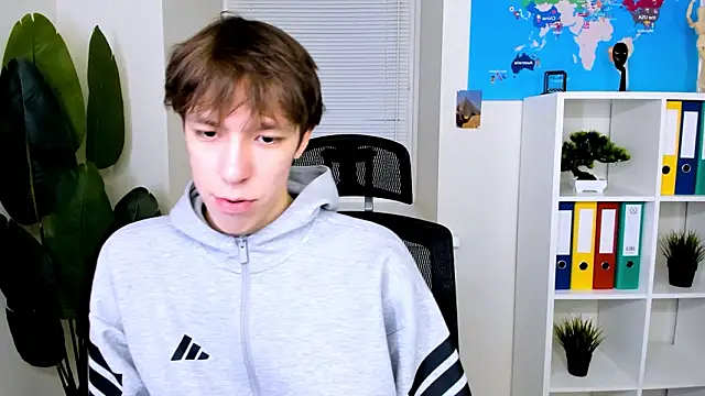 Snapshot of MarkBranston chatting on 02/06/26, 11:02 MarkBranston online show from 02/06/26, 11:02