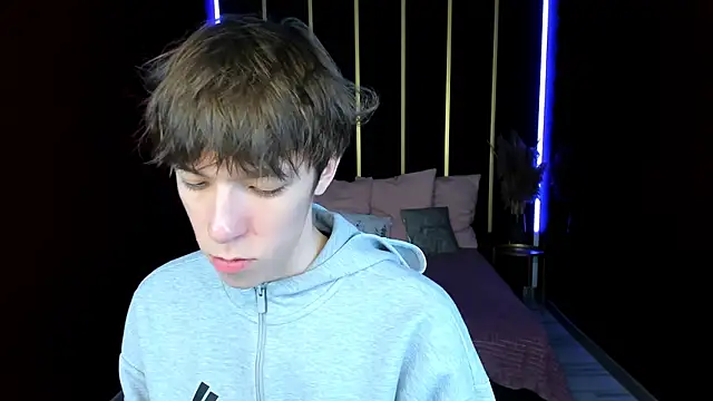 Snapshot of MarkBranston chatting on 02/13/26, 10:44 MarkBranston online show from 02/13/26, 10:44