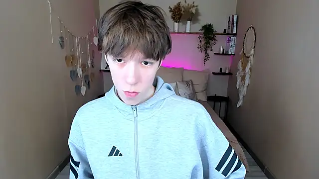 Snapshot of MarkBranston chatting on 02/14/26, 10:56 MarkBranston online show from 02/14/26, 10:56