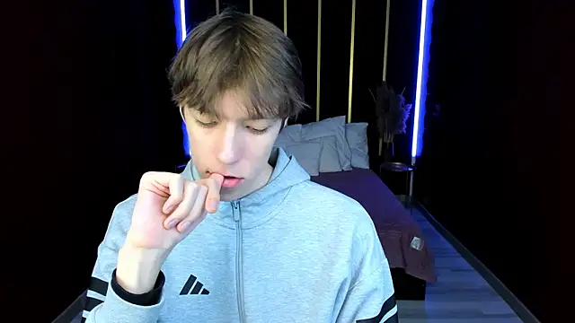 Snapshot of MarkBranston chatting on 02/22/26, 10:47 MarkBranston online show from 02/22/26, 10:47