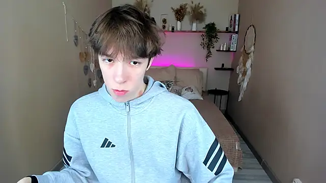 Snapshot of MarkBranston chatting on 03/01/26, 11:01 MarkBranston online show from 03/01/26, 11:01