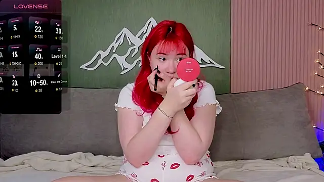 Klee Love online show from 10/05/25, 04:22