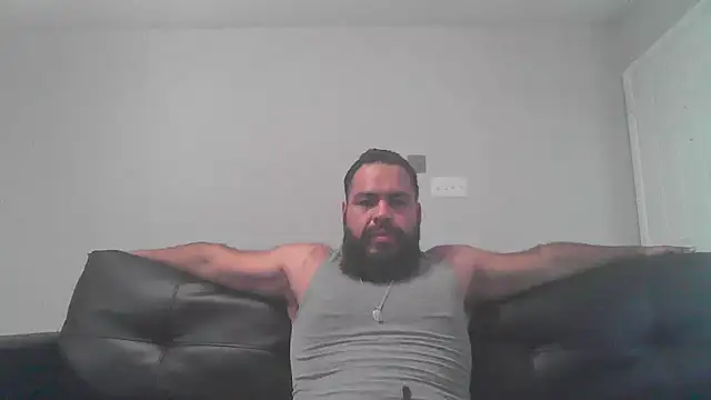 Snapshot of BigJohnBear39 chatting on 10/23/25, 02:16 BigJohnBear39 online show from 10/23/25, 02:16