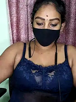 Snapshot of tamil_Monisha chatting on 03/21/26, 06:00 tamil Monisha online show from 03/21/26, 06:00