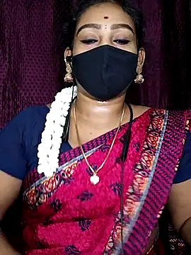 Snapshot of tamil_Monisha chatting on 04/07/26, 05:24 tamil Monisha online show from 04/07/26, 05:24