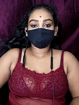 Snapshot of tamil_Monisha chatting on 04/17/26, 04:54 tamil Monisha online show from 04/17/26, 04:54