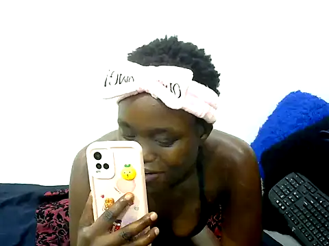 DarkLaddy online show from 10/16/25, 09:54