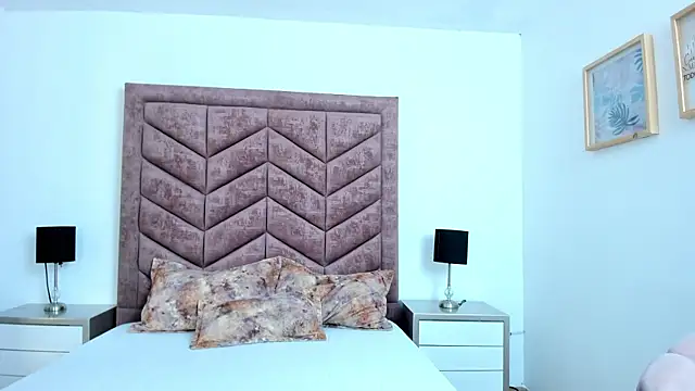 Alanha   online show from 11/29/25, 11:19