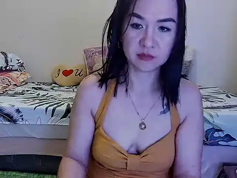 KissHott online show from 06/19/26, 10:02