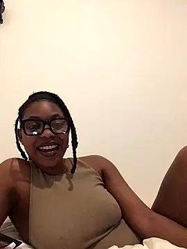 Snapshot of CurvyGoddessXxx chatting on 10/08/25, 06:38 CurvyGoddessXxx online show from 10/08/25, 06:38