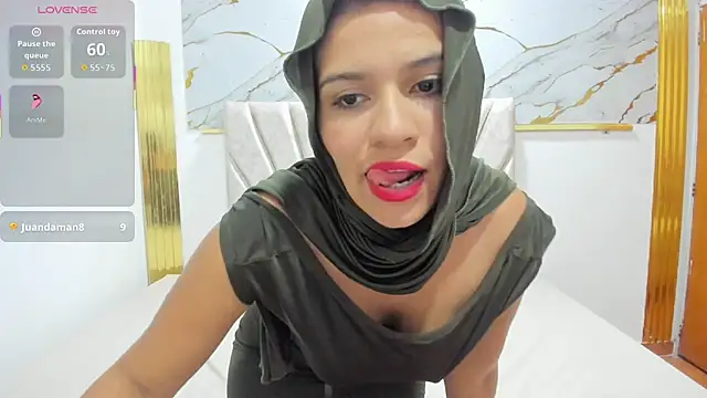 Yasmin nazer online show from 10/06/25, 07:22