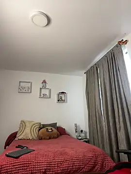 Ezzio Scolaro online show from 11/08/25, 12:05