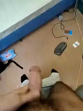 Snapshot of Bigboy_20sm chatting on 10/07/25, 07:00 Bigboy 20sm online show from 10/07/25, 07:00