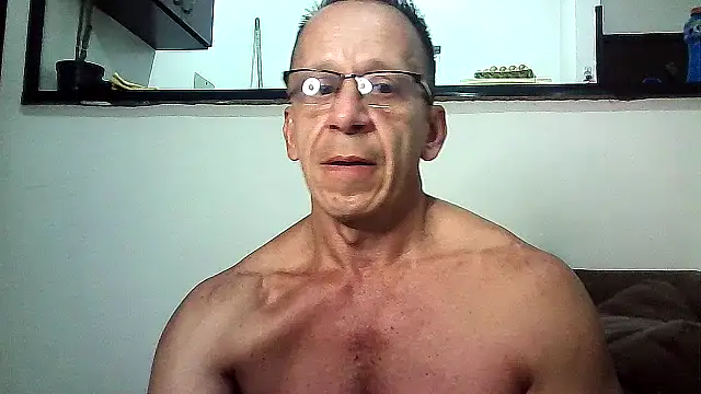  axelking  online show from 03/01/26, 02:24