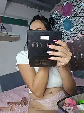 sexy butterfly 1 online show from 10/23/25, 11:14