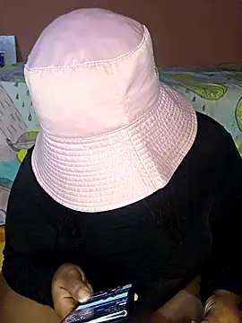 Snapshot of BigBootyBitch96 chatting on 03/16/26, 08:24 BigBootyBitch96 online show from 03/16/26, 08:24