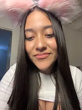 Nhefertary online show from 04/28/26, 02:27