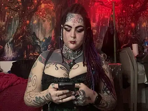 Snapshot of nyxvelon chatting on 12/18/25, 08:59 nyxvelon online show from 12/18/25, 08:59