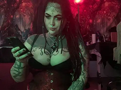 Snapshot of nyxvelon chatting on 02/19/26, 09:44 nyxvelon online show from 02/19/26, 09:44