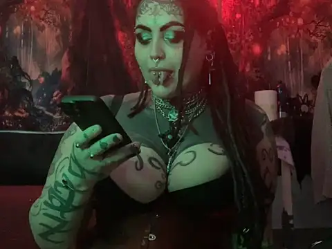 Snapshot of nyxvelon chatting on 02/20/26, 03:45 nyxvelon online show from 02/20/26, 03:45