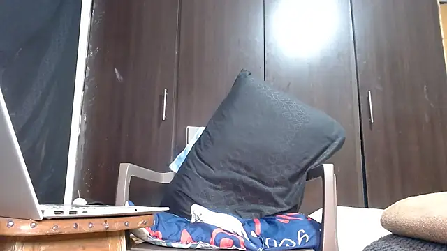 imsammytop online show from 12/03/25, 10:57