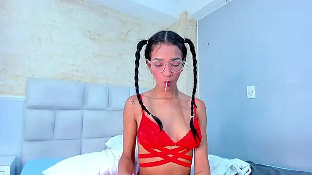 Snapshot of ScarletEvanss_ chatting on 11/21/25, 11:09 ScarletEvanss online show from 11/21/25, 11:09