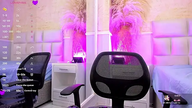 Snapshot of ScarletEvanss_ chatting on 02/06/26, 10:51 ScarletEvanss online show from 02/06/26, 10:51