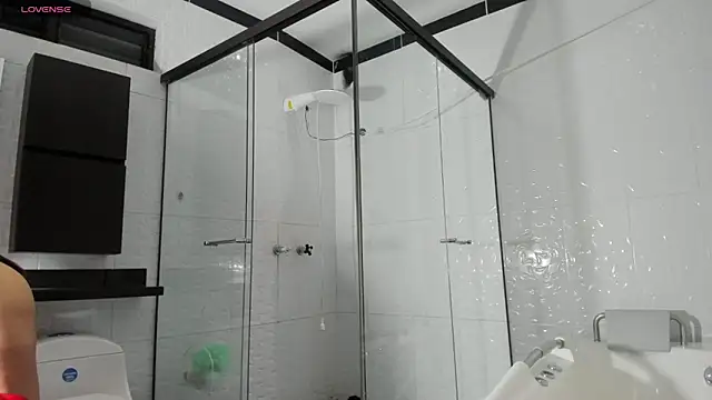 Snapshot of jilary__clinton chatting on 01/07/26, 02:14 jilary clinton online show from 01/07/26, 02:14