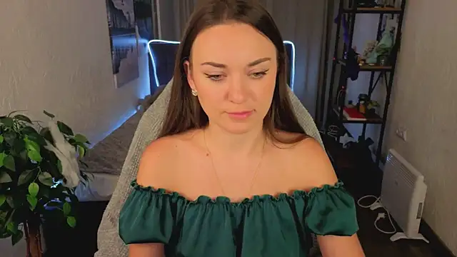 Madison Golden online show from 11/04/25, 06:34