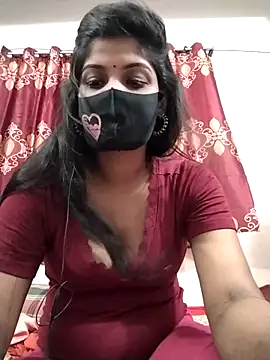 Queen-Any online show from 10/15/25, 06:19