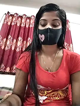 Queen-Any online show from 11/24/25, 10:53