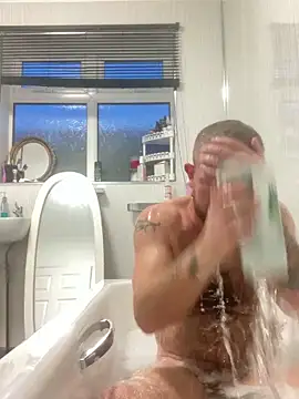 Snapshot of MrandMrsG25xx chatting on 02/26/26, 05:34 MrandMrsG25xx online show from 02/26/26, 05:34